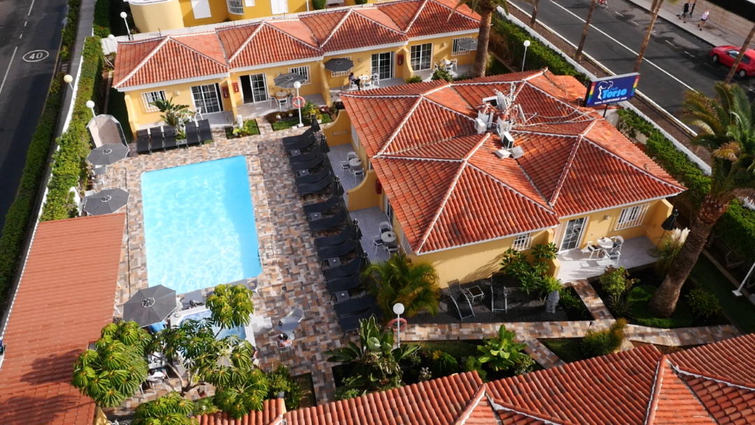 winter pride 2021, Gay Resort Hotel Club torso Gran Canaria bovenaanzicht