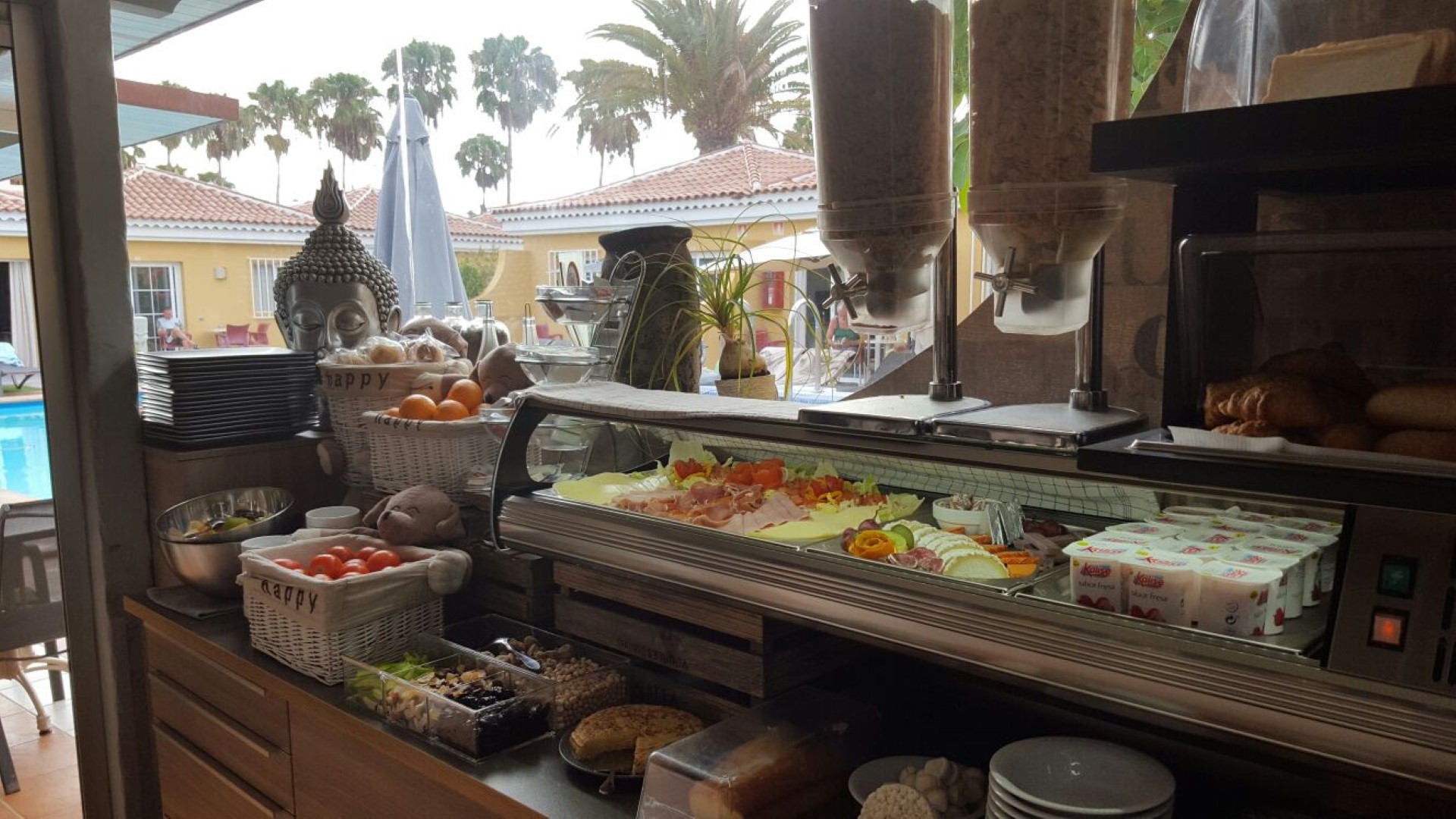 Gay Resort Hotel Club torso Gran Canaria ontbijt bar