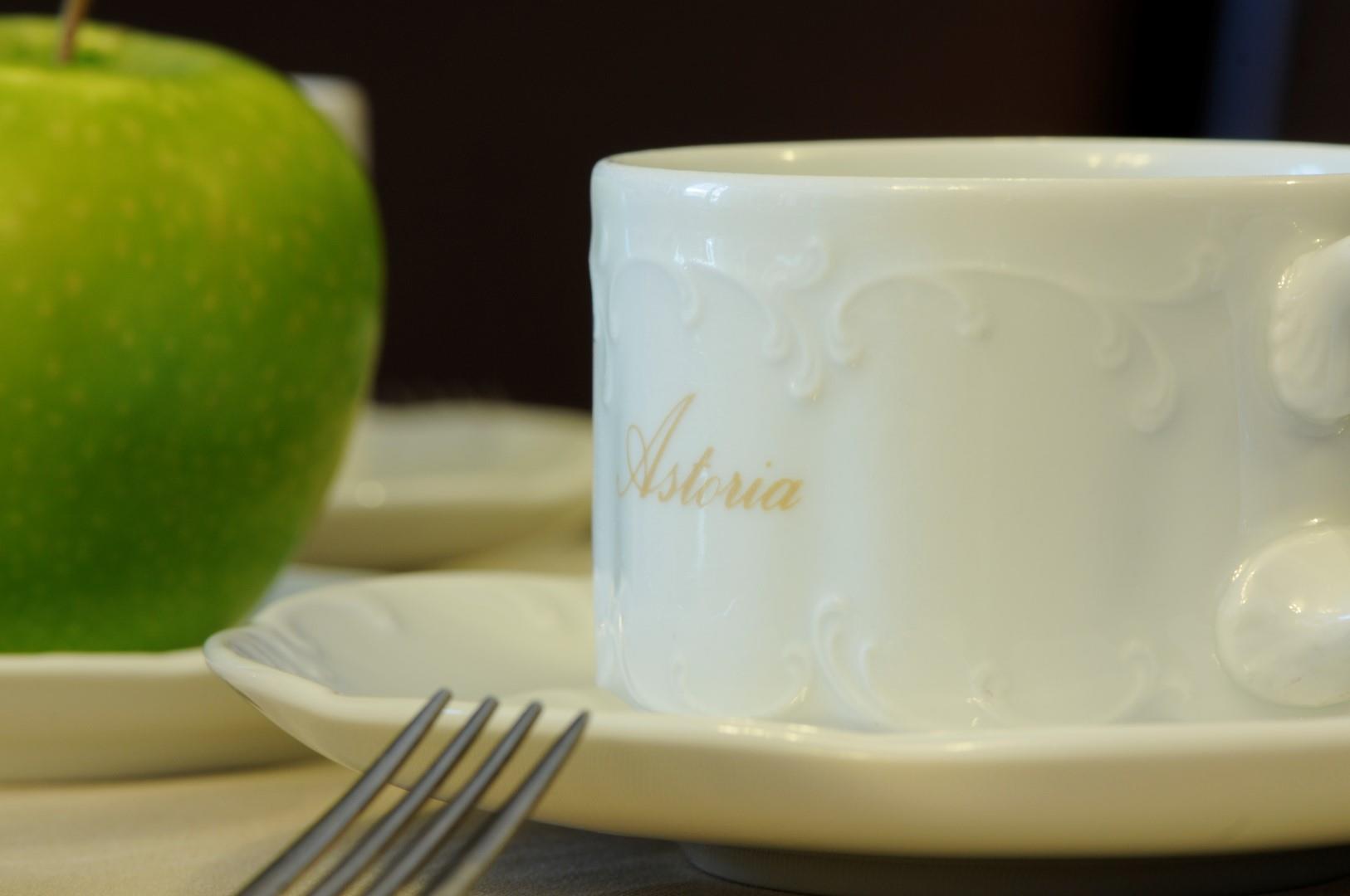 breakfast-detail-2-large.JPG
