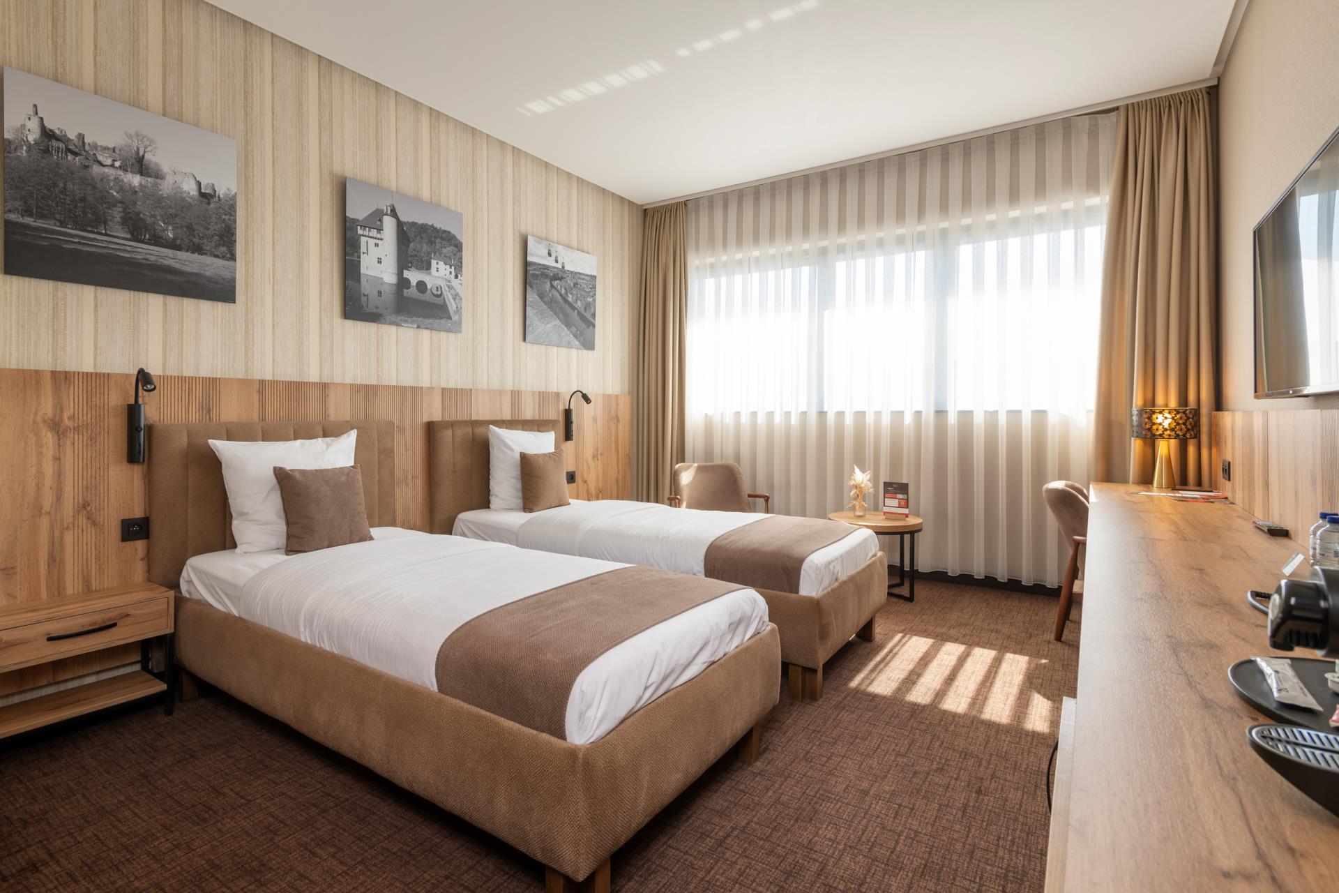 Hotel le 830 