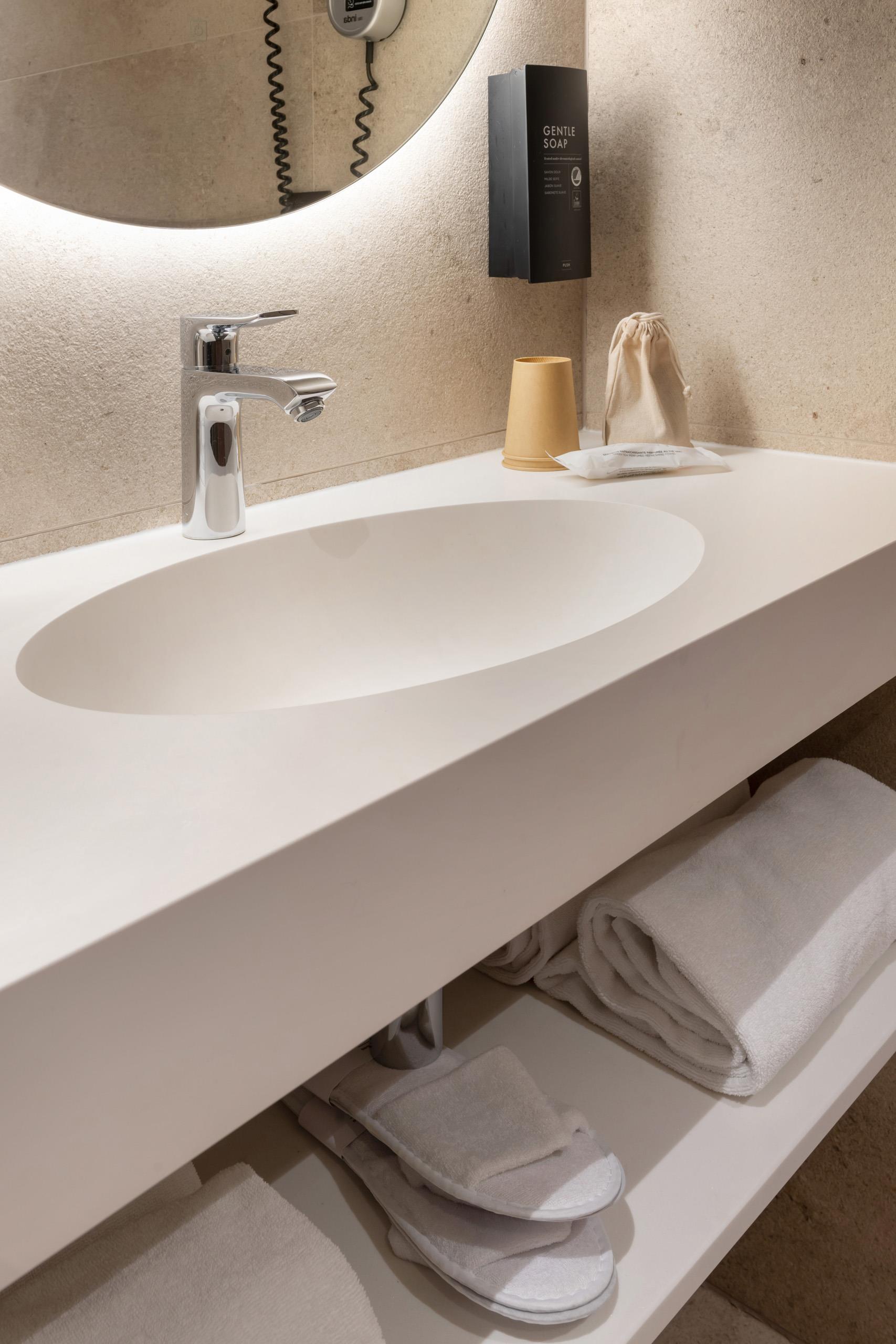 Hotel le 830 