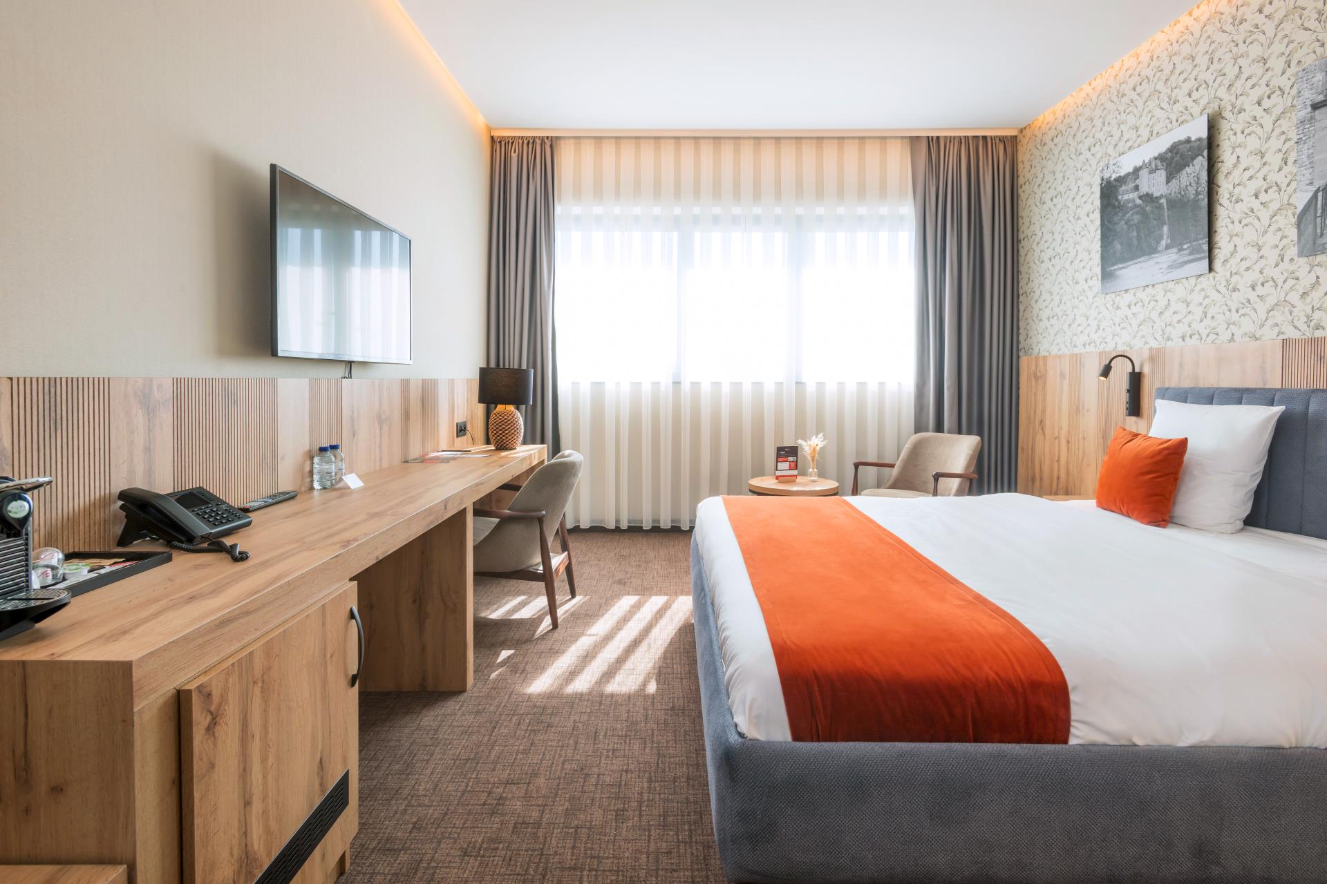 Hotel le 830 