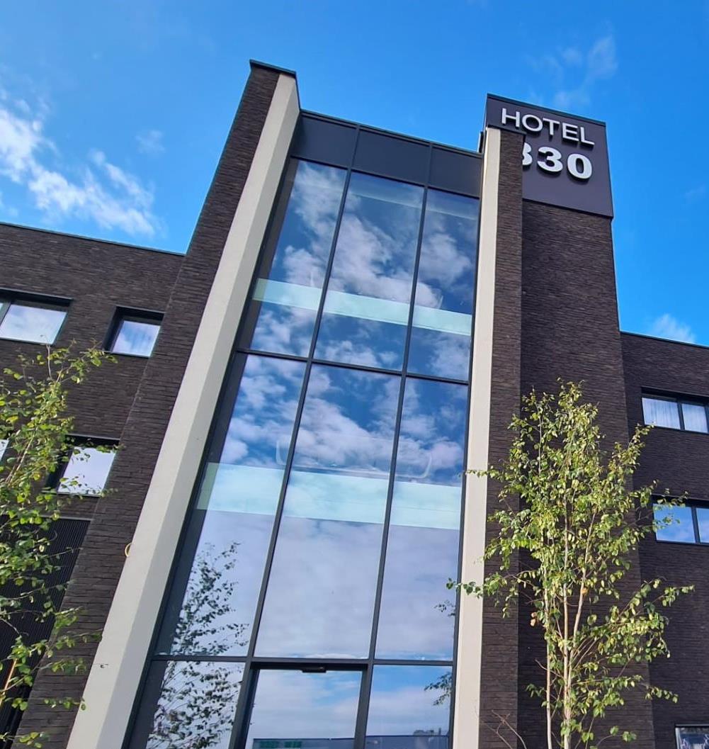 Hotel le 830 