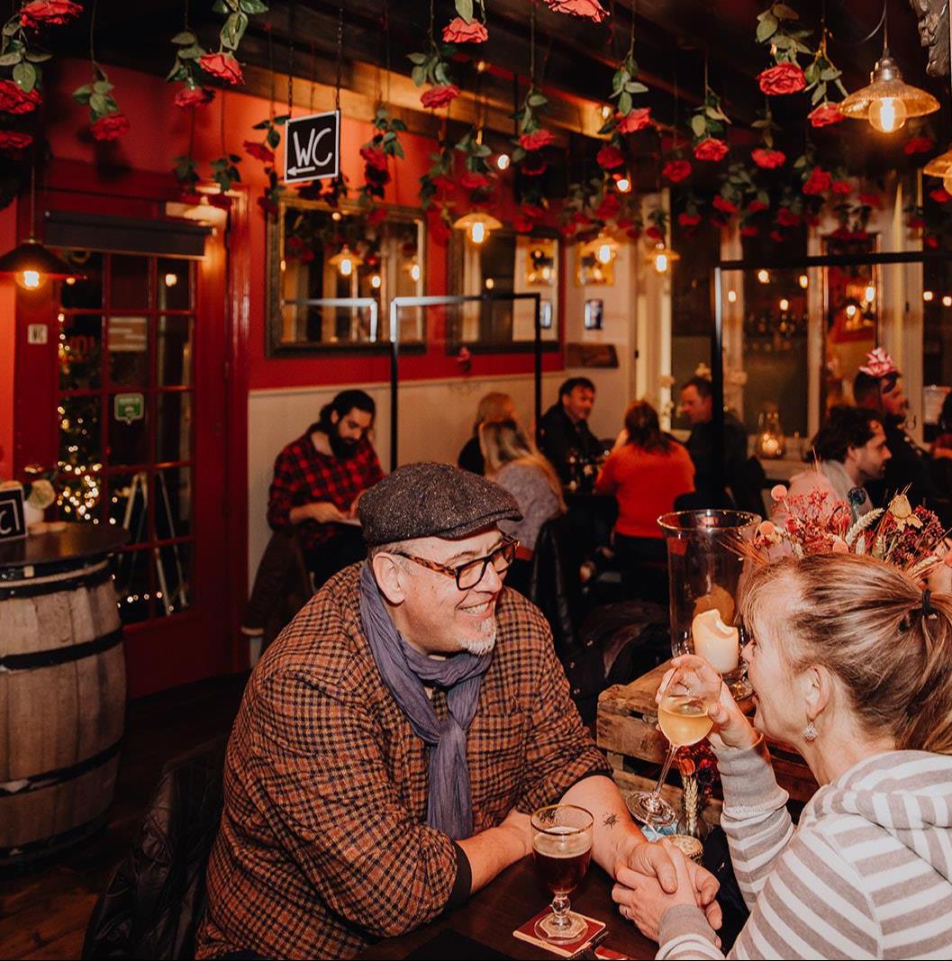 Bar Rose Red Cordoeanier Brugge