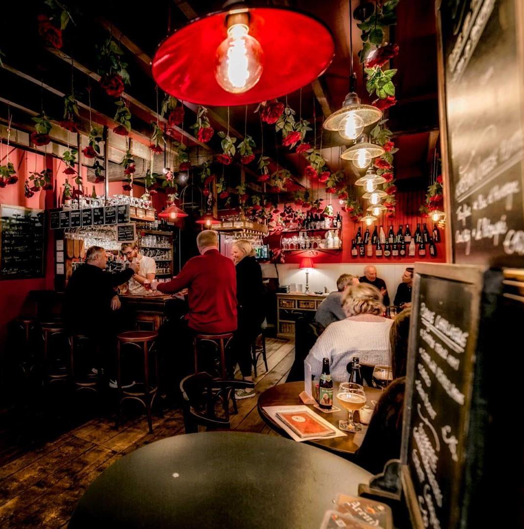 Café Rose Red Café Rose Red