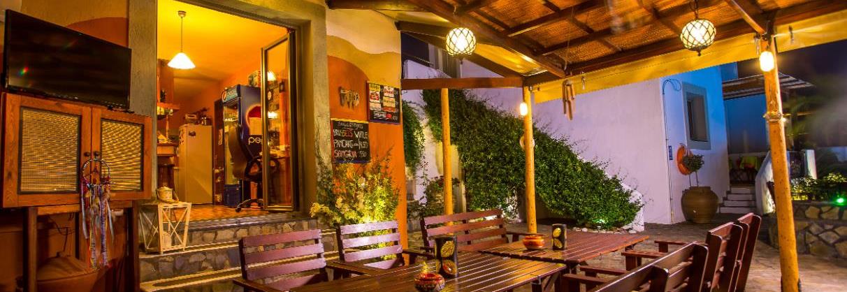 B&B Nostos